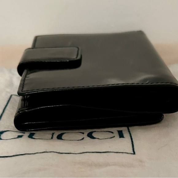 Gucci Black Patent Leather Bifold Wallet Embossed Logo Tom Ford
Vintage Like New - Picture 9 of 12